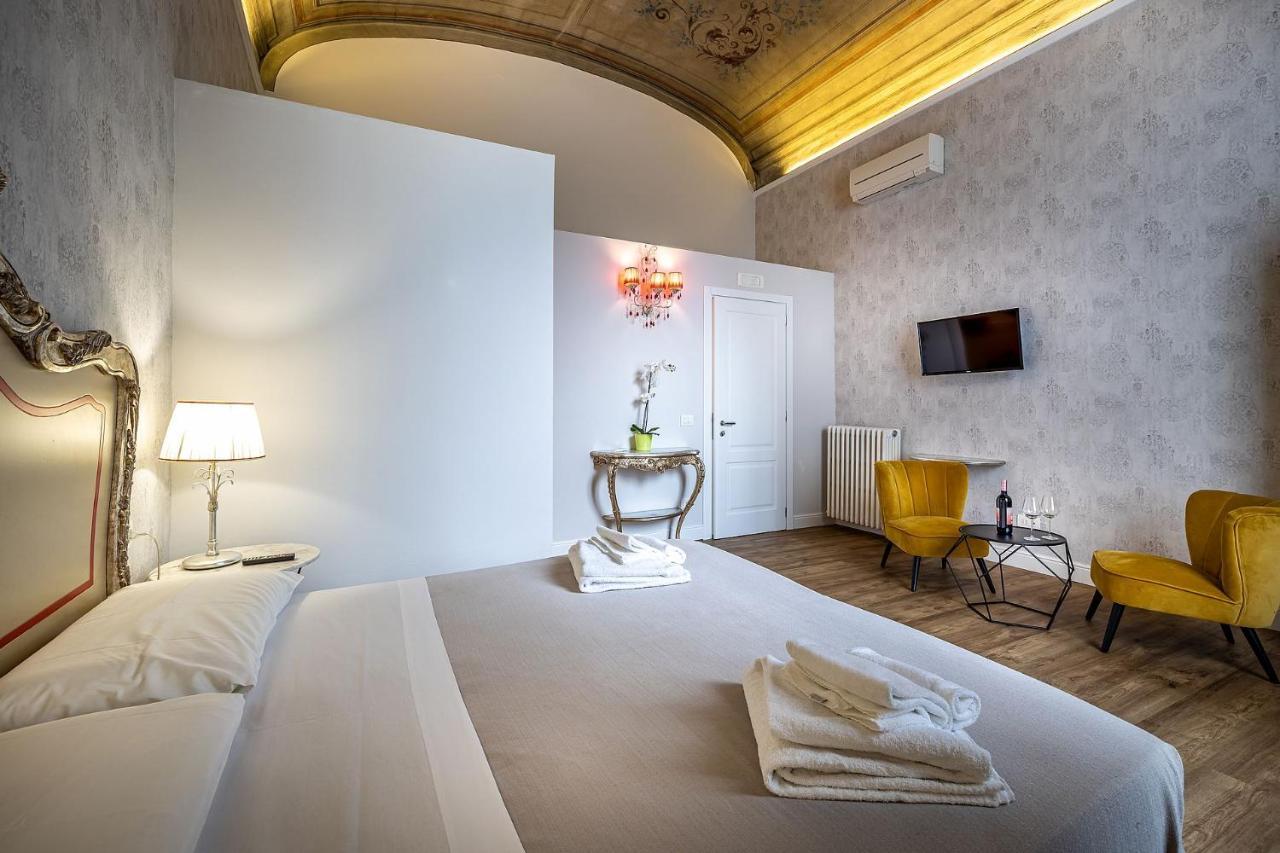 Residenza D'Epoca Al Numero 8 Florence Exterior photo