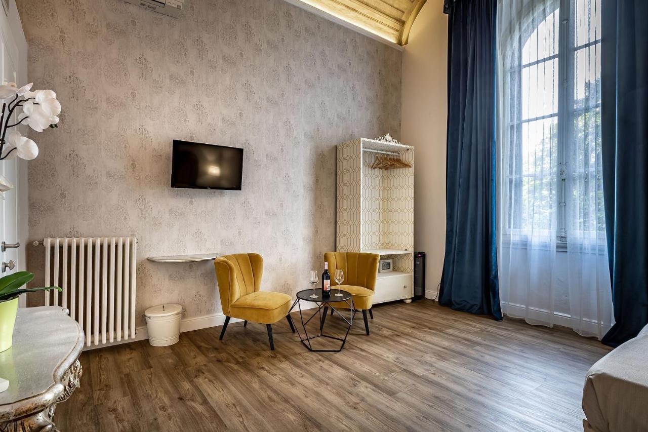 Residenza D'Epoca Al Numero 8 Florence Exterior photo
