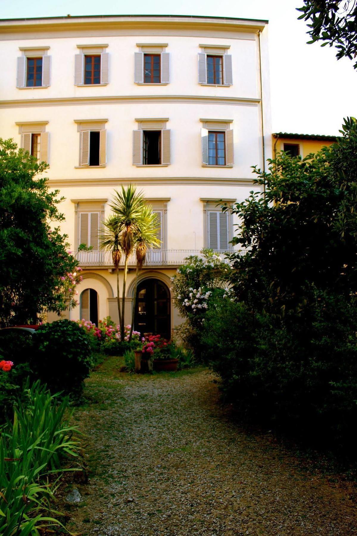 Residenza D'Epoca Al Numero 8 Florence Exterior photo